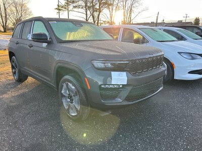 Jeep Grand Cherokee  2025