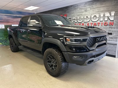 2022 Ram 1500 CREW