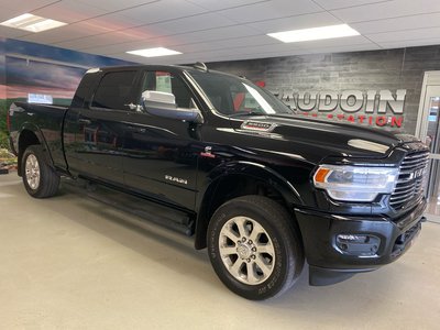 Ram 3500 MEGA  2022