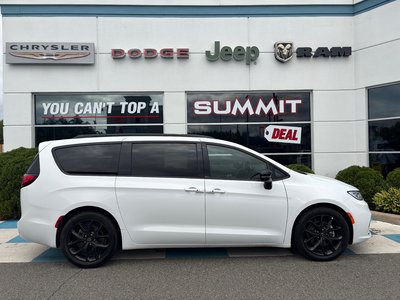 2025 Chrysler PACIFICA LIMITED LIMITED FWD