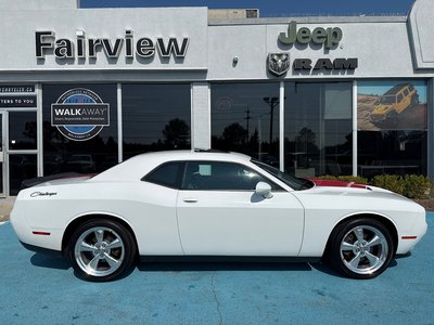 2017 Dodge Challenger SXT Plus Absolutely showroom condition