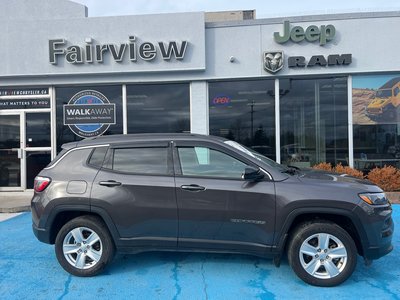 2022 Jeep Compass North Leather, NAV, heated seat, heated wheel advanced safety group