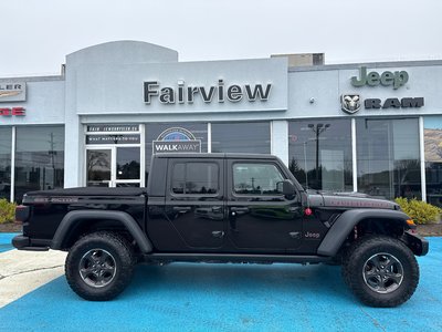 2020 Jeep Gladiator Rubicon Fox float lift kit 35 inch tires Tunnel cover upgraded interior