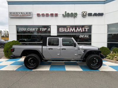 2020 Jeep Gladiator SPORT 4X4 BRAND NEW WHEELS & TIRES