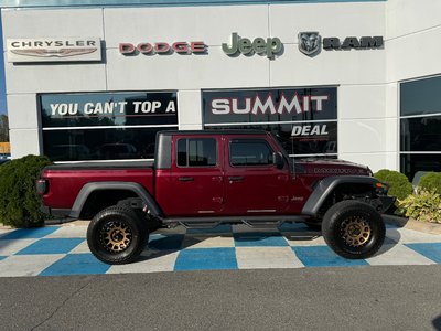 2021 Jeep Gladiator MOJAVE READY FOR WHATEVER ADVENTURE! Aftermarket wheels, bumper, side steps, and winch.