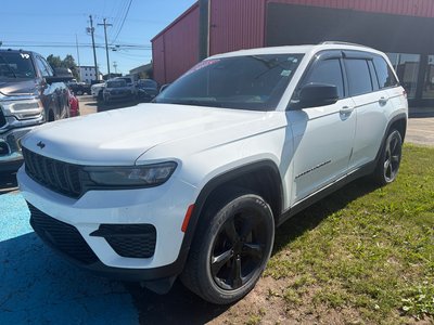2023 Jeep GRAND CHEROKEE ALTITUDE