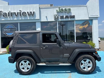 2017 Jeep Wrangler Sport Two tops, upgraded Apple CarPlay new MVI ,AC