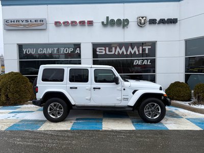 2021 Jeep WRANGLER UNLIMITED SAHARA