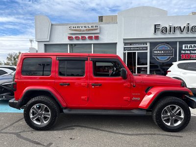2022 Jeep Wrangler Unlimited Sahara Colour matching top navigation new tires