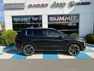 2023 Mitsubishi OUTLANDER SE