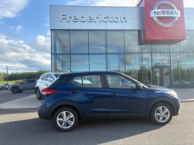 2019 Nissan Kicks S