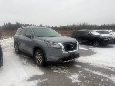 2022 Nissan PATHFINDER SL