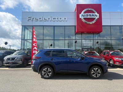 Nissan Rogue SV MOONROOF 2023