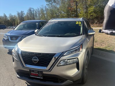 2023 Nissan ROGUE SV MOONROOF