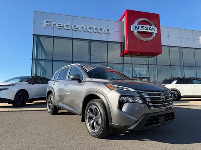 2025 Nissan ROGUE SV MOONROOF