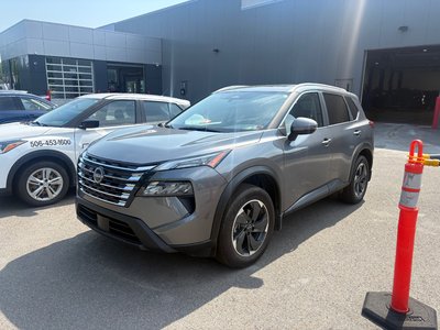 2026 Nissan ROGUE SV MOONROOF