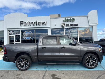 2020 Ram 1500 Sport fully loaded Heated seats, cool seats, full panoramic roof, upgraded tires extended warranty to 140,000 km