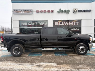 2024 Ram 3500 TRADESMAN DUALLY! CERTIFIED WITH NEW TIRES