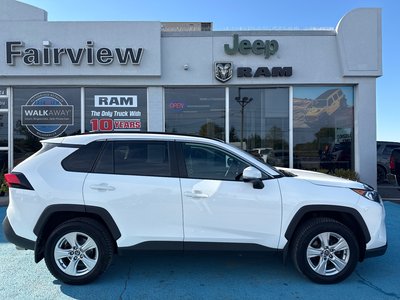 2021 Toyota RAV4 XLE With sun and sound group