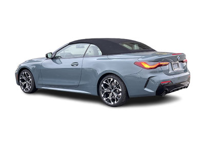 BMW 4 Series Cabriolet  2025 à Calgary, Alberta