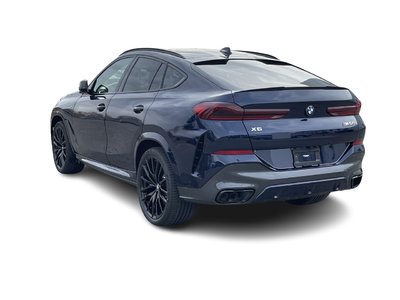 BMW X6  2022 à Calgary, Alberta