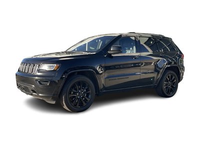 2020 Jeep Grand Cherokee 4X4 in Calgary, Alberta