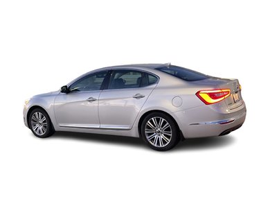 Kia Cadenza  2016 à Calgary, Alberta