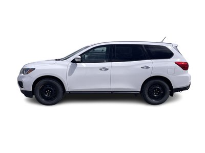 Nissan Pathfinder  2018 à Calgary, Alberta