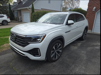 2024 Volkswagen Atlas Cross Sport in Calgary, Alberta