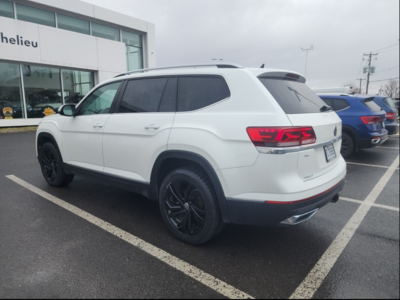 2022 Volkswagen Atlas in Calgary, Alberta