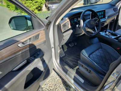 2024 Volkswagen Atlas in Calgary, Alberta