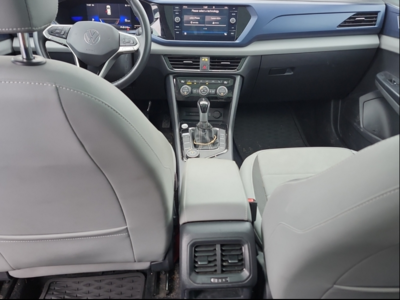 Volkswagen Taos  2022 à Calgary, Alberta