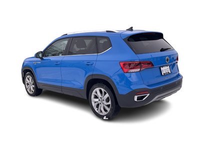 Volkswagen Taos  2022 à Calgary, Alberta