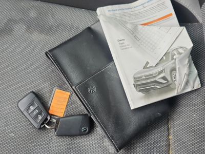 Volkswagen Taos  2022 à Calgary, Alberta