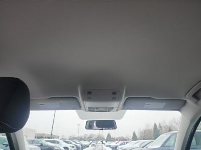 Volkswagen Taos  2022 à Calgary, Alberta