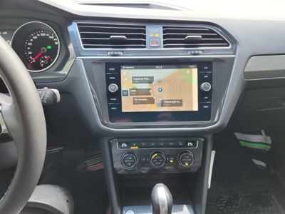 Volkswagen Tiguan  2021 à Calgary, Alberta