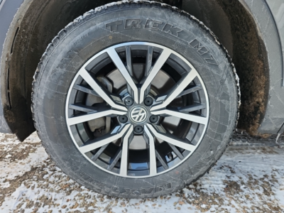 2021 Volkswagen Tiguan in Calgary, Alberta