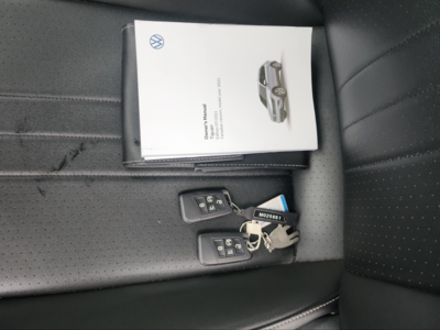 2022 Volkswagen Tiguan in Calgary, Alberta