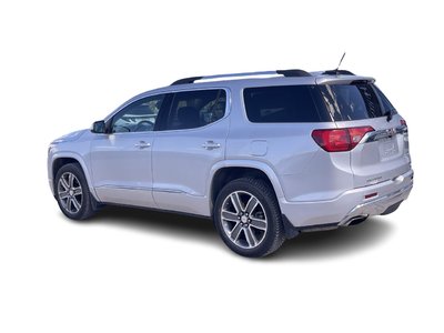 GMC Acadia  2017 à Calgary, Alberta