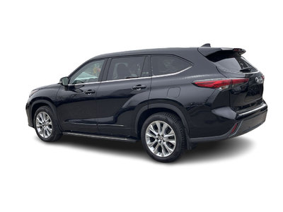 2022 Toyota Highlander in Calgary, Alberta