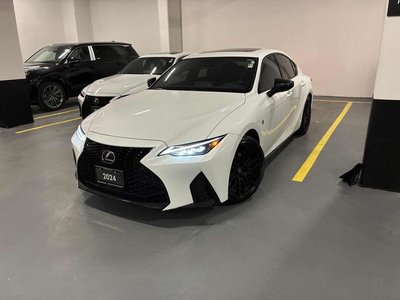 Lexus IS  2024 à Calgary, Alberta