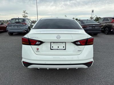 2021 Nissan Altima in Calgary, Alberta