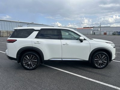 2023 Nissan Pathfinder in Calgary, Alberta