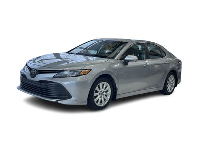 Toyota Camry  2019 à Calgary, Alberta