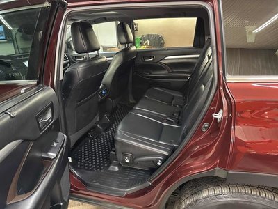 Toyota Highlander  2019 à Calgary, Alberta