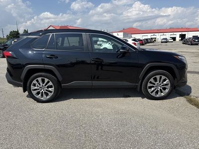 Toyota RAV4  2024 à Calgary, Alberta