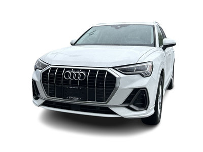 Audi Q3  2021 à North Vancouver, Colombie-Britannique
