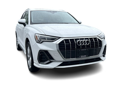 Audi Q3  2021 à North Vancouver, Colombie-Britannique
