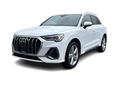 Audi Q3  2021 à North Vancouver, Colombie-Britannique