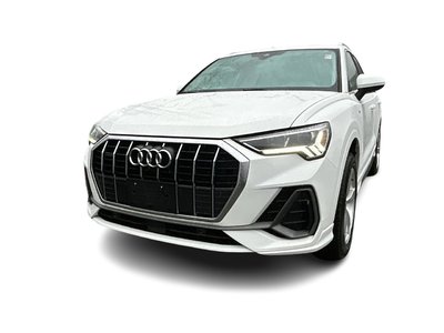 Audi Q3  2021 à North Vancouver, Colombie-Britannique